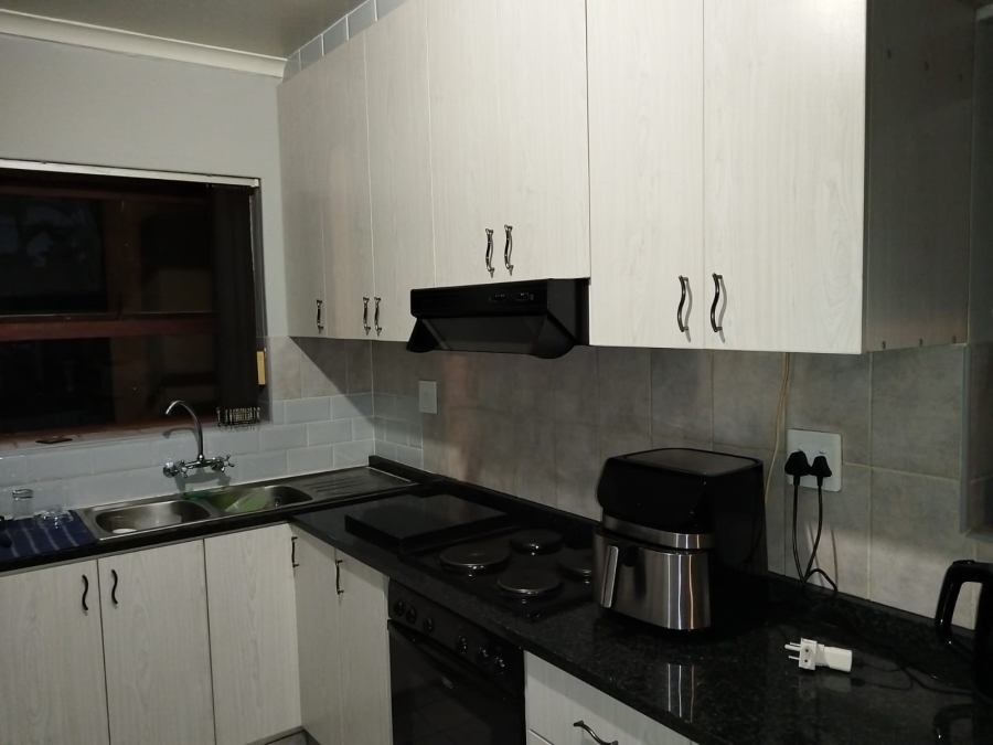 4 Bedroom Property for Sale in Bothasig Western Cape